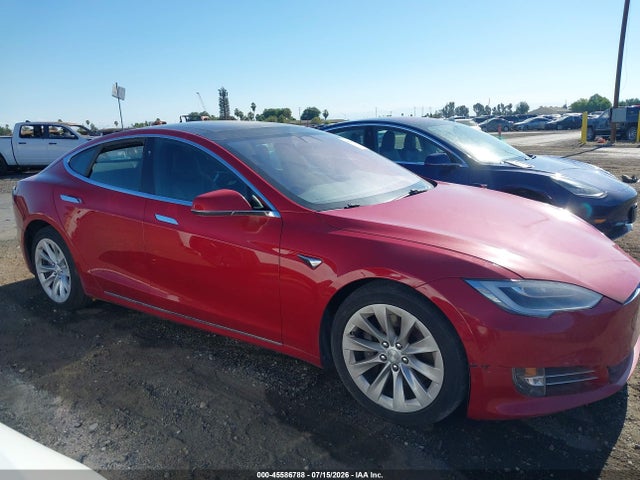 45586788 :رقم المزاد ، 5YJSA1E26HF217426 vin ، 2017 Tesla Model S 100d/60d/75d/90d/p100d مزاد بيع