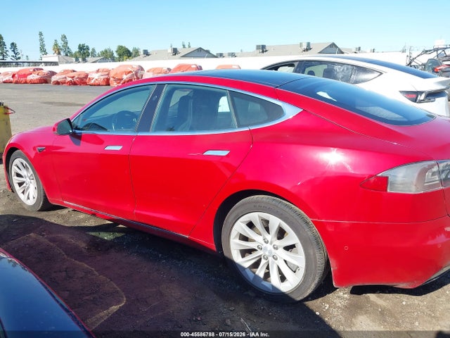 45586788 :رقم المزاد ، 5YJSA1E26HF217426 vin ، 2017 Tesla Model S 100d/60d/75d/90d/p100d مزاد بيع