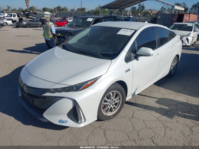 Toyota Prius Prime Xle 2021 JTDKAMFP0M3167609 Image 2