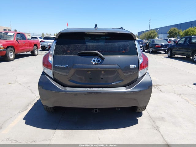 Toyota Prius C Three 2015 JTDKDTB3XF1097409 Image 17