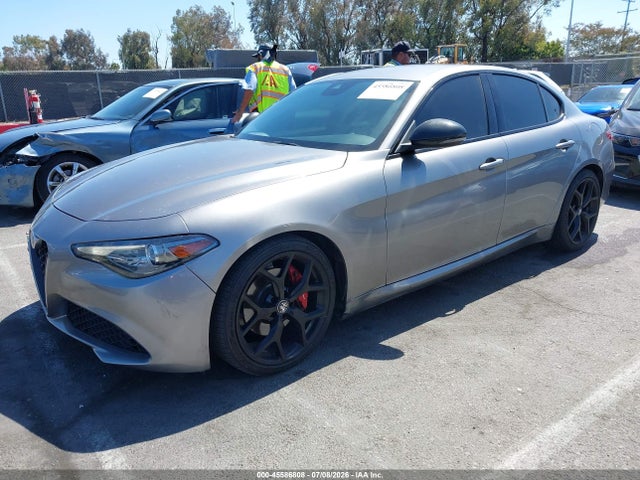 Alfa Romeo Giulia Rwd 2020 ZARFAMAN2L7624327 Image 2