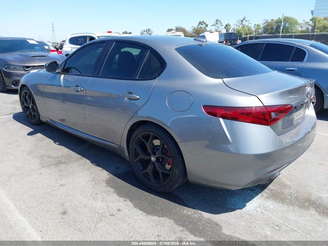 Alfa Romeo Giulia Rwd 2020 ZARFAMAN2L7624327 Image 3