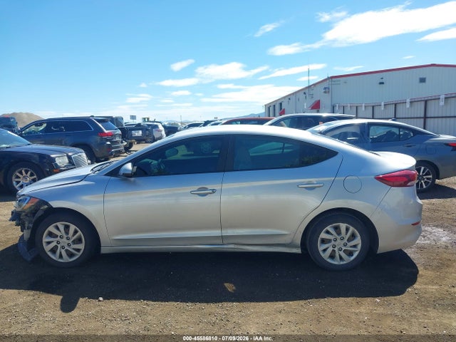 2018 Hyundai Elantra Se მანქანა იყიდება აუქციონზე, vin: KMHD74LF8JU468780, აუქციონის ნომერი: 45586810