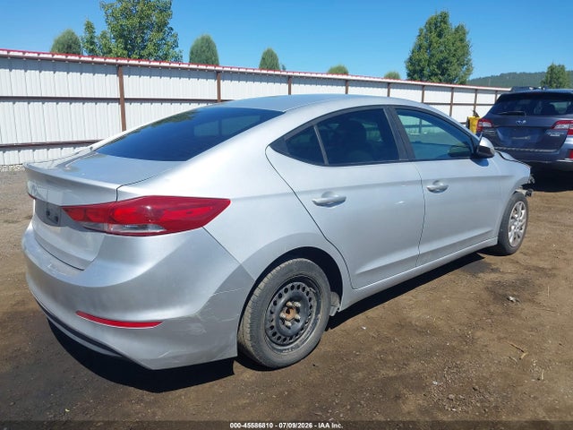 Hyundai ELANTRA SE 2018 KMHD74LF8JU468780 Image 4