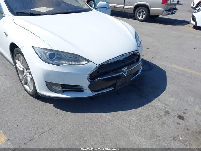 Продаж на аукціоні авто 2014 Tesla Model S, vin: 5YJSA1S16EFP61741, номер лоту: 45586814