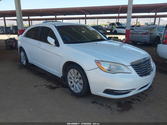 Chrysler 200 LX 2014 1C3CCBAB4EN170389 главное изображение