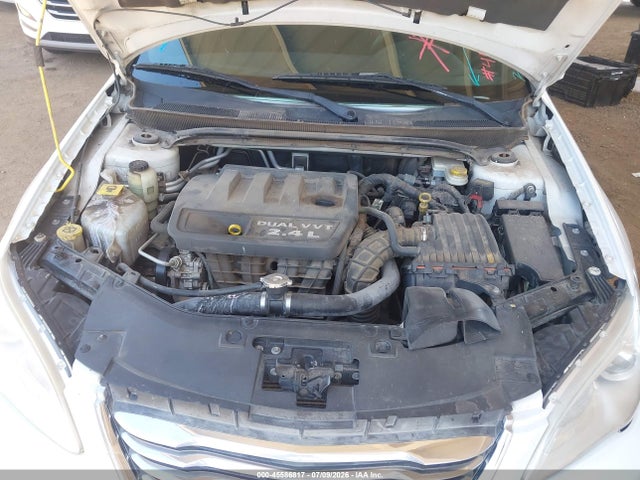 Chrysler 200 LX 2014 1C3CCBAB4EN170389 Image 10