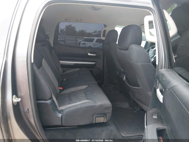 Продаж на аукціоні авто 2017 Toyota Tundra Sr5 4.6l V8, vin: 5TFEM5F16HX120346, номер лоту: 45586917