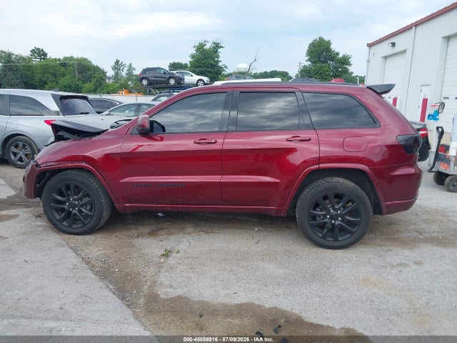 Продаж на аукціоні авто 2018 Jeep Grand Cherokee Altitude 4x4, vin: 1C4RJFAG1JC390142, номер лоту: 45586916