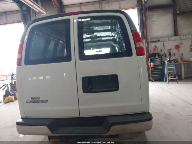 2022 Chevrolet Express Cargo Rwd 2500 Regular Wheelbase Wt მანქანა იყიდება აუქციონზე, vin: 1GCWGAFP9N1239046, აუქციონის ნომერი: 45586983