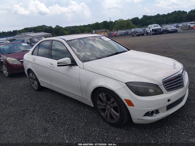 45587008 :رقم المزاد ، WDDGF5EB3AR102111 vin ، 2010 Mercedes-benz C 300 Luxury/sport مزاد بيع