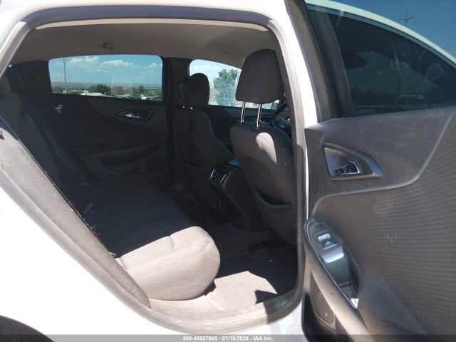 1G1ZD5ST3LF060865 Chevrolet Malibu Fwd Lt