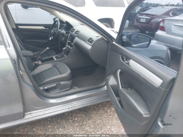 2012 Volkswagen Passat 3.6l V6 Se მანქანა იყიდება აუქციონზე, vin: 1VWBM7A37CC077561, აუქციონის ნომერი: 45587082