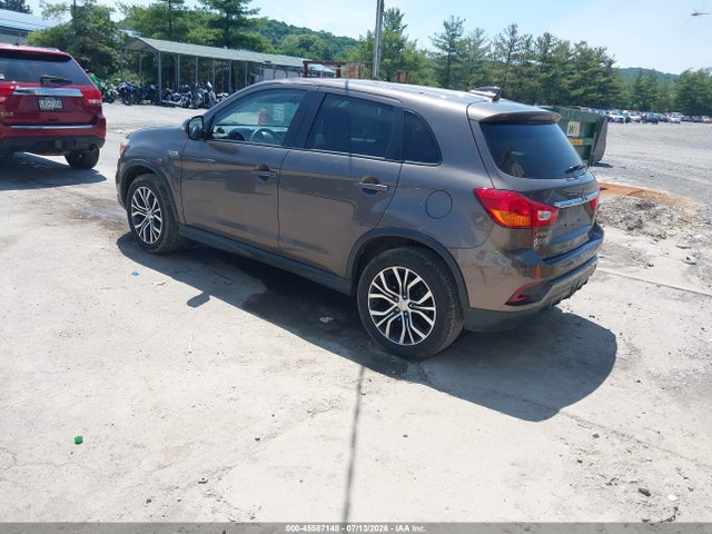 45587148 :رقم المزاد ، JA4AP3AU7JU016722 vin ، 2018 Mitsubishi Outlander Sport 2.0 Es مزاد بيع