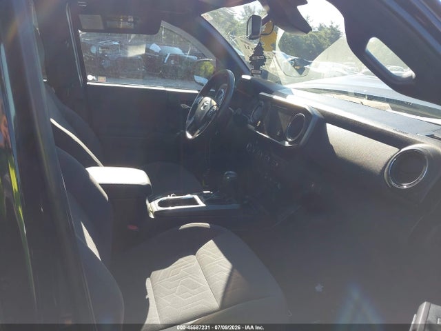 3TMCZ5AN7JM174690 Toyota Tacoma Trd Sport