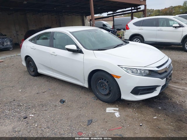 Продаж на аукціоні авто 2017 Honda Civic Lx, vin: 2HGFC2F52HH576746, номер лоту: 45587255