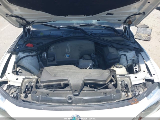 Продажа на аукционе авто 2016 Bmw 320i Xdrive, vin: WBA8E5G57GNT93461, номер лота: 45587323