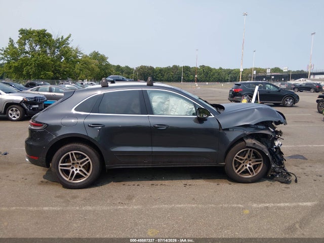 Porsche Macan 2021 WP1AA2A55MLB05093 Image 13