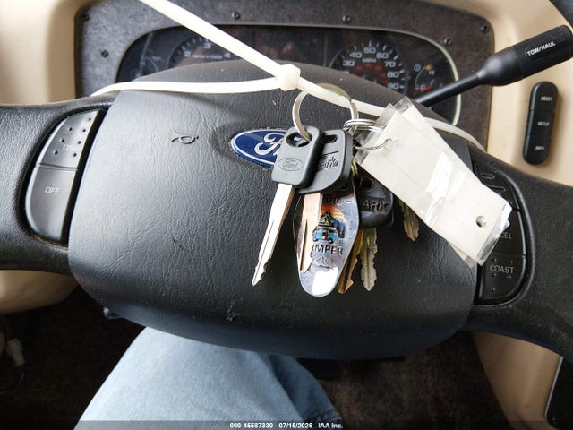 Ford F53 2015 1F66F5DYXE0A17002 Image 11