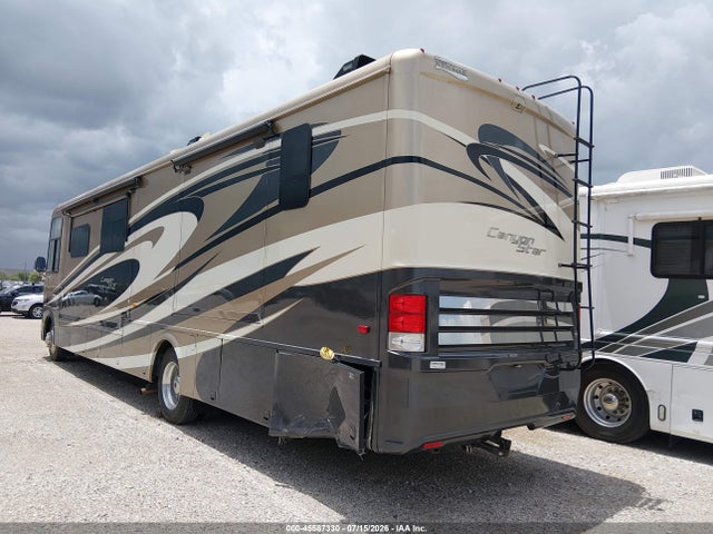 Ford F53 2015 1F66F5DYXE0A17002 Image 3