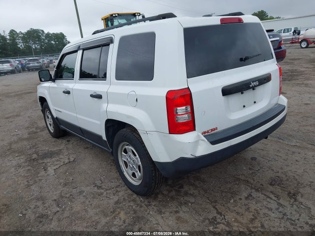 1C4NJPBB3GD721166 Jeep Patriot Sport