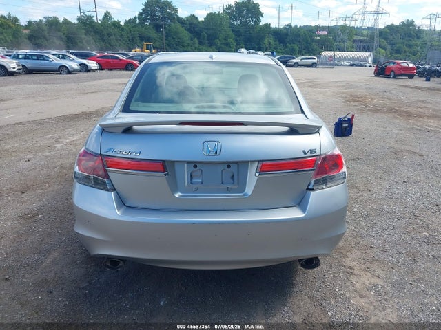 Auction sale of the 2011 Honda Accord 3.5 Ex-l, vin: 1HGCP3F88BA005288, lot number: 45587364