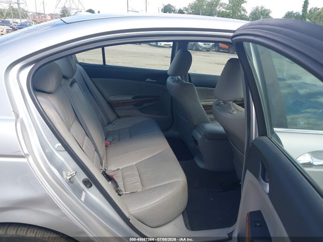 Auction sale of the 2011 Honda Accord 3.5 Ex-l, vin: 1HGCP3F88BA005288, lot number: 45587364