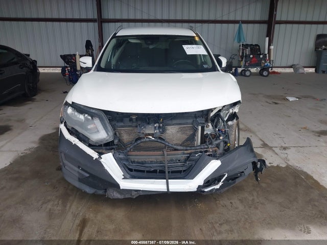 Продаж на аукціоні авто 2020 Nissan Rogue Sv Intelligent Awd, vin: KNMAT2MV0LP523897, номер лоту: 45587387