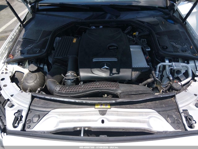 45587388 :رقم المزاد ، 55SWF4JB4HU213402 vin ، 2017 Mercedes-benz C 300 Sport مزاد بيع
