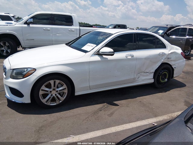 45587388 :رقم المزاد ، 55SWF4JB4HU213402 vin ، 2017 Mercedes-benz C 300 Sport مزاد بيع