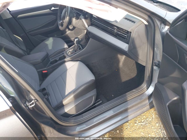 Продаж на аукціоні авто 2025 Volkswagen Jetta 1.5t Se, vin: 3VW7X7BU6SM017675, номер лоту: 45587405
