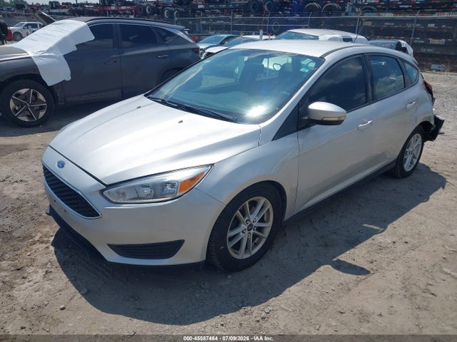 Ford FOCUS SE 2016 1FADP3K24GL259487 Image 2