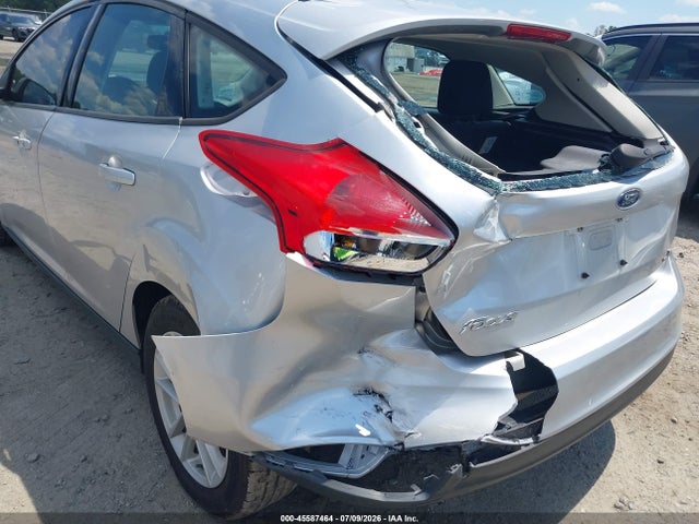 Ford FOCUS SE 2016 1FADP3K24GL259487 Image 6