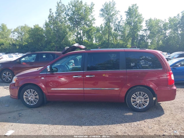 Продажа на аукционе авто 2014 Chrysler Town & Country Touring-l 30th Anniversary, vin: 2C4RC1CG0ER363957, номер лота: 45587496