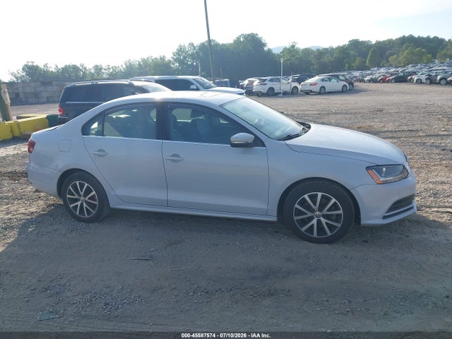 3VWB67AJ8HM328828 Volkswagen Jetta 1.4t Se