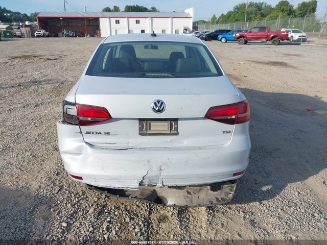 3VWB67AJ8HM328828 Volkswagen Jetta 1.4t Se