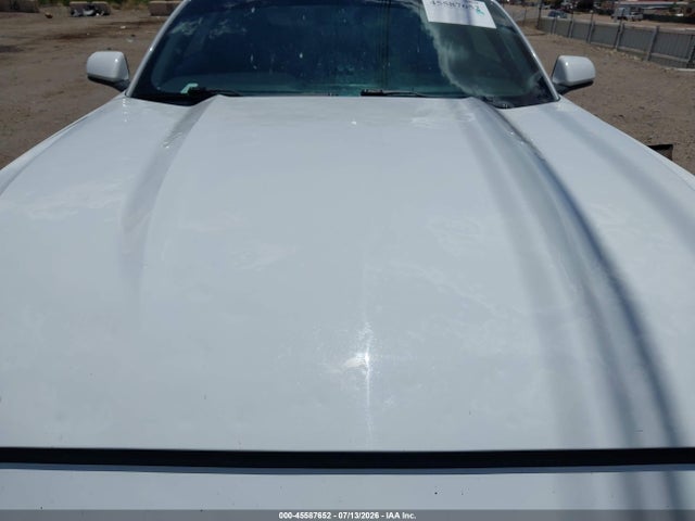 1FA6P8AMXH5272582 Ford Mustang V6