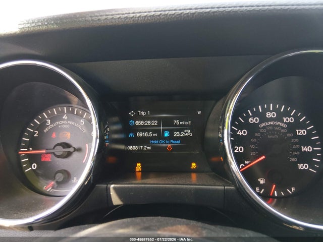 1FA6P8AMXH5272582 Ford Mustang V6