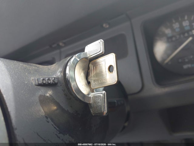 45587662 :رقم المزاد ، 2BCCV8119JB509378 vin ، 1988 Jeep Wrangler مزاد بيع