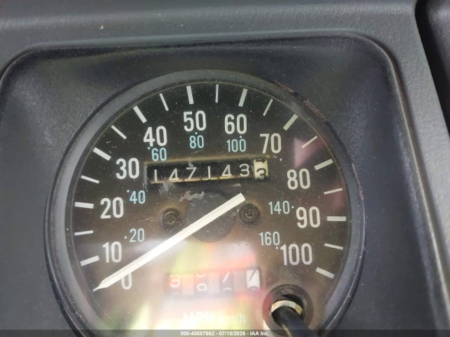 45587662 :رقم المزاد ، 2BCCV8119JB509378 vin ، 1988 Jeep Wrangler مزاد بيع
