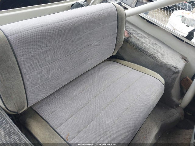 45587662 :رقم المزاد ، 2BCCV8119JB509378 vin ، 1988 Jeep Wrangler مزاد بيع