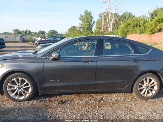 Aukcja sprzedaży 2019 Ford Fusion Hybrid Se, vin: 3FA6P0LU9KR130386, numer aukcji: 45587677