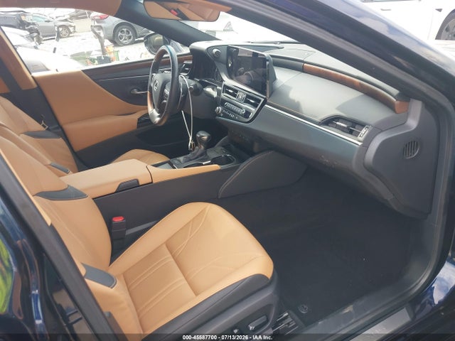 45587700 :رقم المزاد ، 58AFZ1B18SU191078 vin ، 2025 Lexus Es 350 Ultra Luxury مزاد بيع