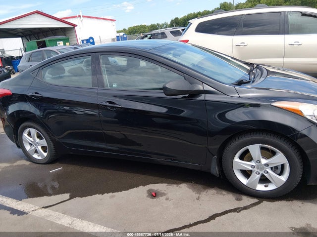 Продаж на аукціоні авто 2013 Hyundai Elantra Gls, vin: 5NPDH4AE0DH383832, номер лоту: 45587736