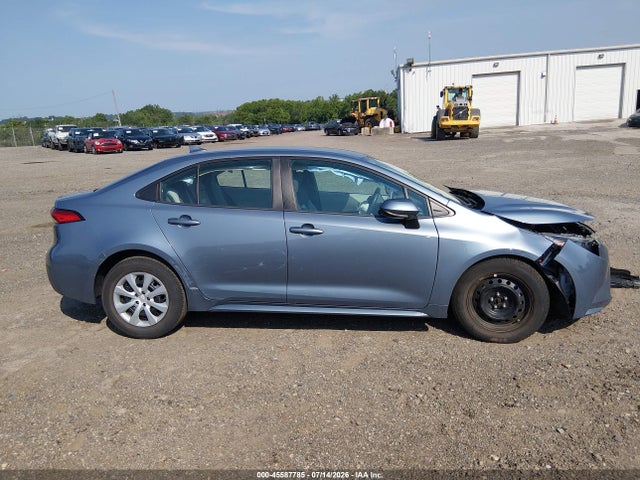 45587785 :رقم المزاد ، 5YFEPMAE4MP163670 vin ، 2021 Toyota Corolla Le مزاد بيع