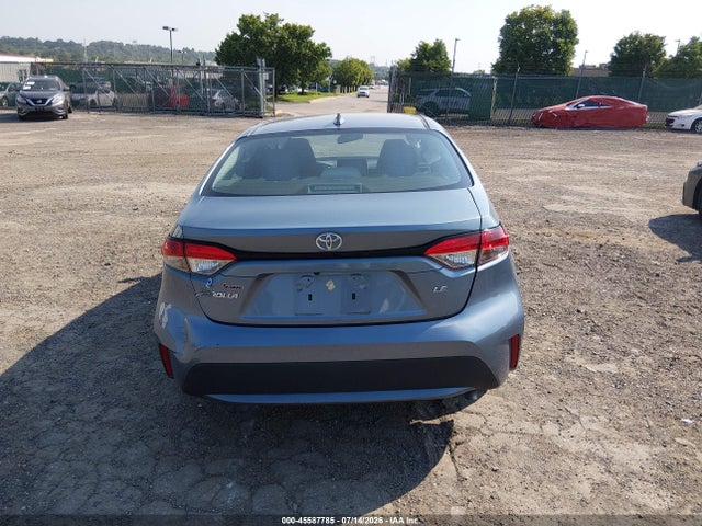 45587785 :رقم المزاد ، 5YFEPMAE4MP163670 vin ، 2021 Toyota Corolla Le مزاد بيع