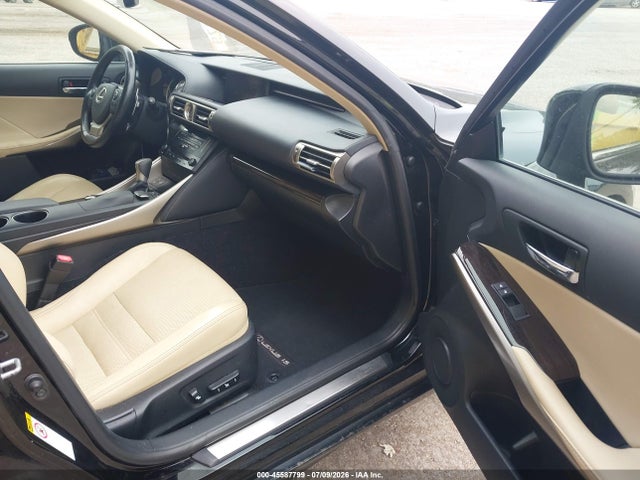 Продажа на аукционе авто 2014 Lexus Is 250, vin: JTHCF1D2XE5003722, номер лота: 45587799