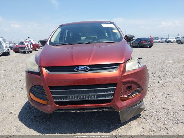 45587804 :رقم المزاد ، 1FMCU0F71FUB39797 vin ، 2015 Ford Escape S مزاد بيع