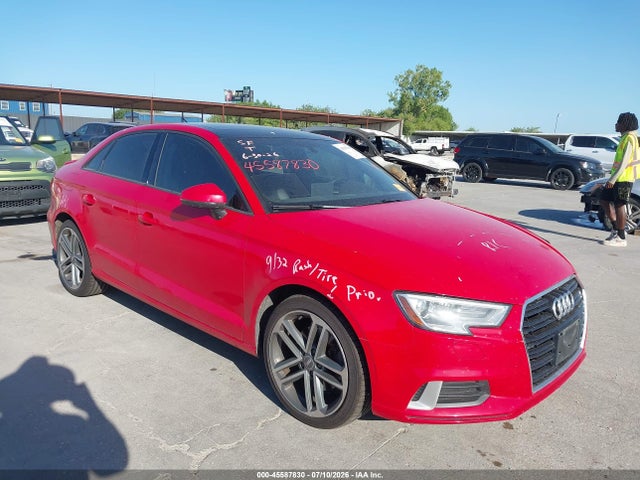 Продаж на аукціоні авто 2017 Audi A3 Premium, vin: WAUAUGFF5H1041787, номер лоту: 45587830