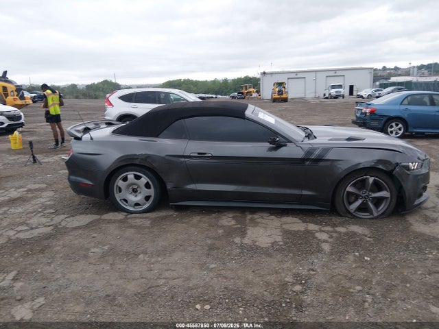 1FATP8EMXF5423138 Ford Mustang V6